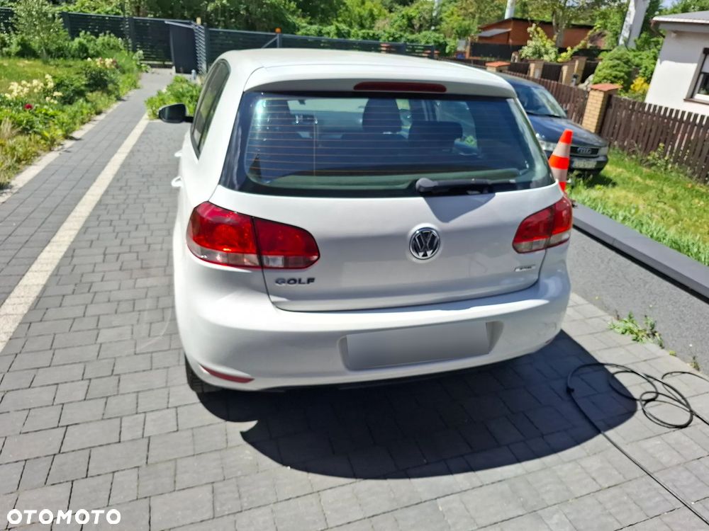 Volkswagen Golf 1.6 Trendline - 5
