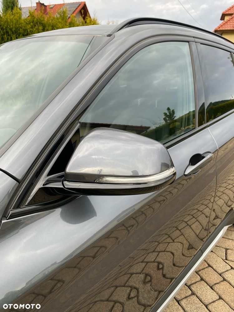 BMW X1 xDrive18d xLine sport - 6