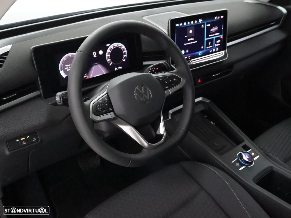 VW T-Roc 1.5 eTSI Trend DSG - 13