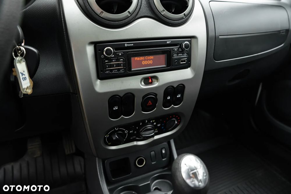 Dacia Duster 1.6 SL Aventure - 22