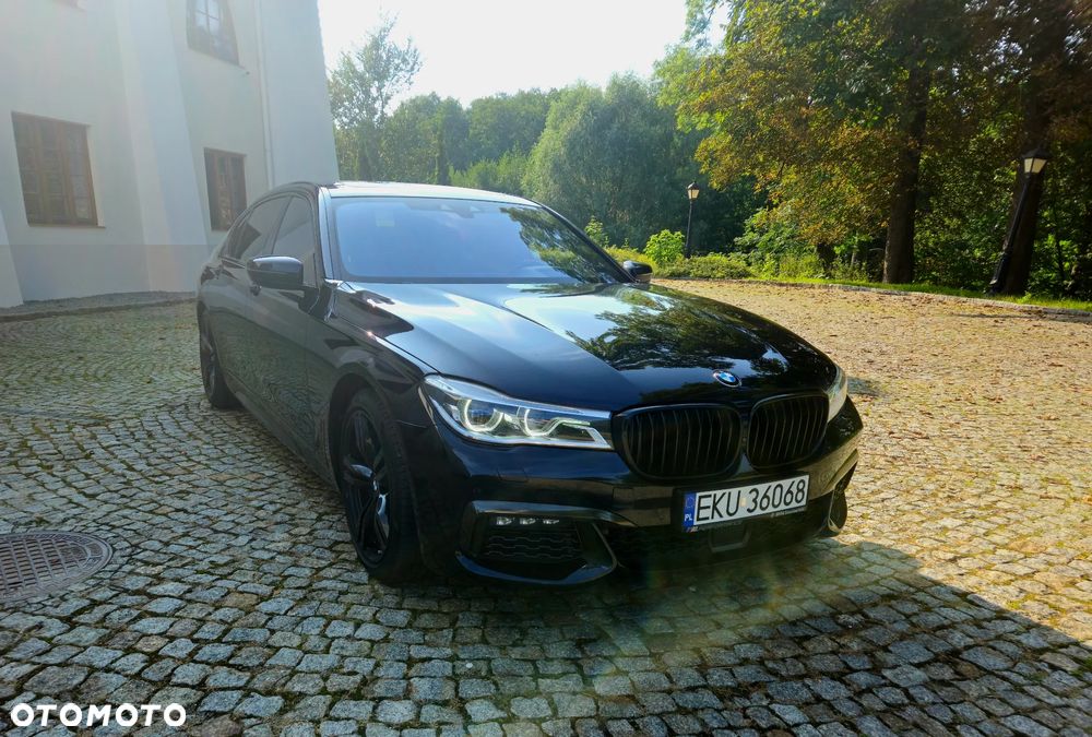 BMW Seria 7 750Li xDrive - 2