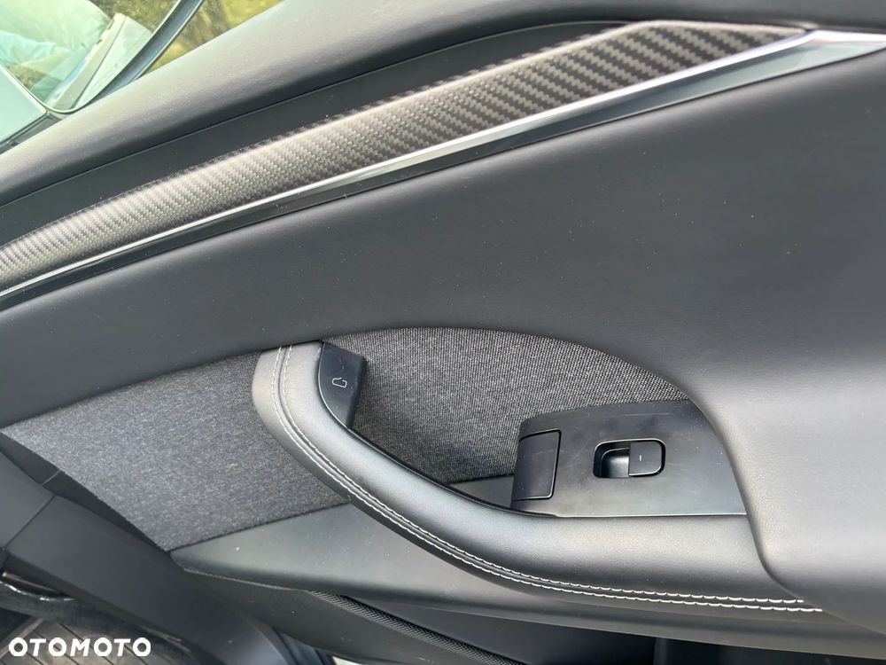 Tesla Model X Plaid - 7