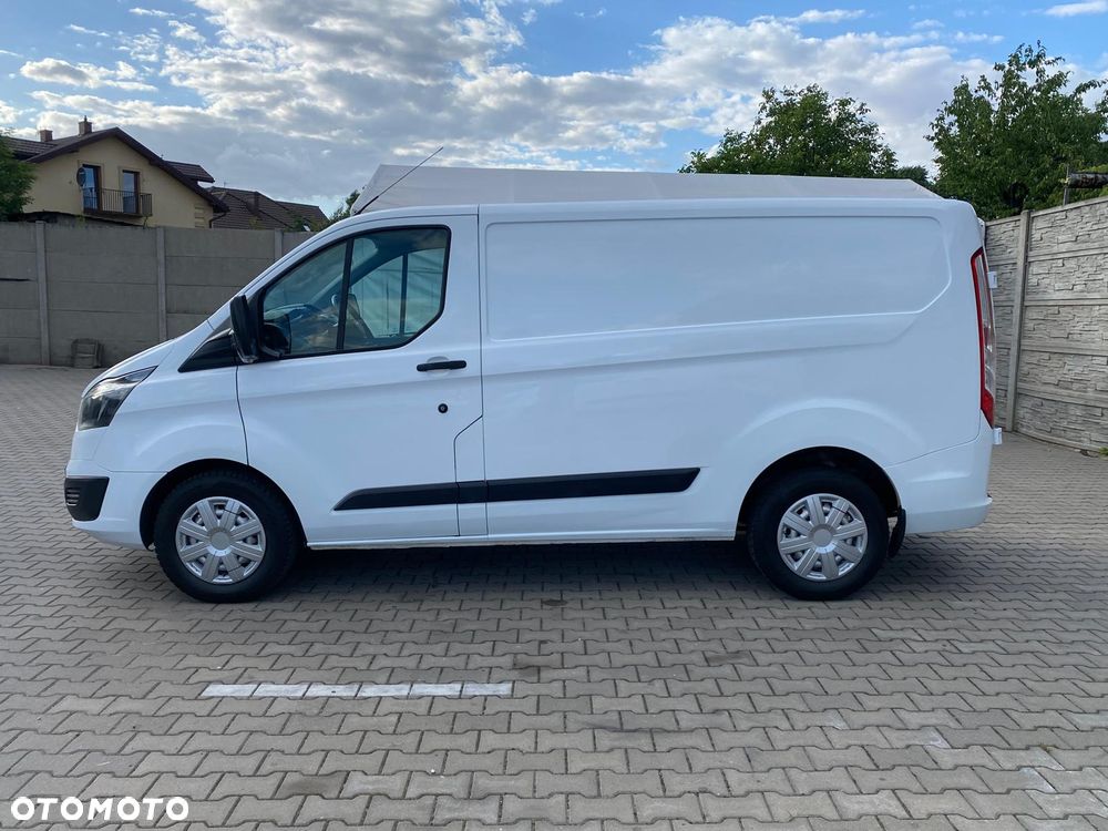 Ford TRANSIT CUSTOM - 8