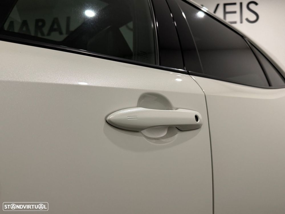 Toyota Corolla 2.0 Hybrid GR-Sport - 19