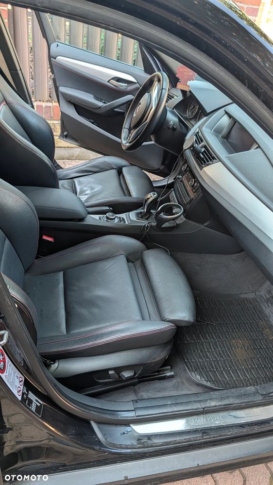 BMW X1 xDrive20d Sport Line - 11