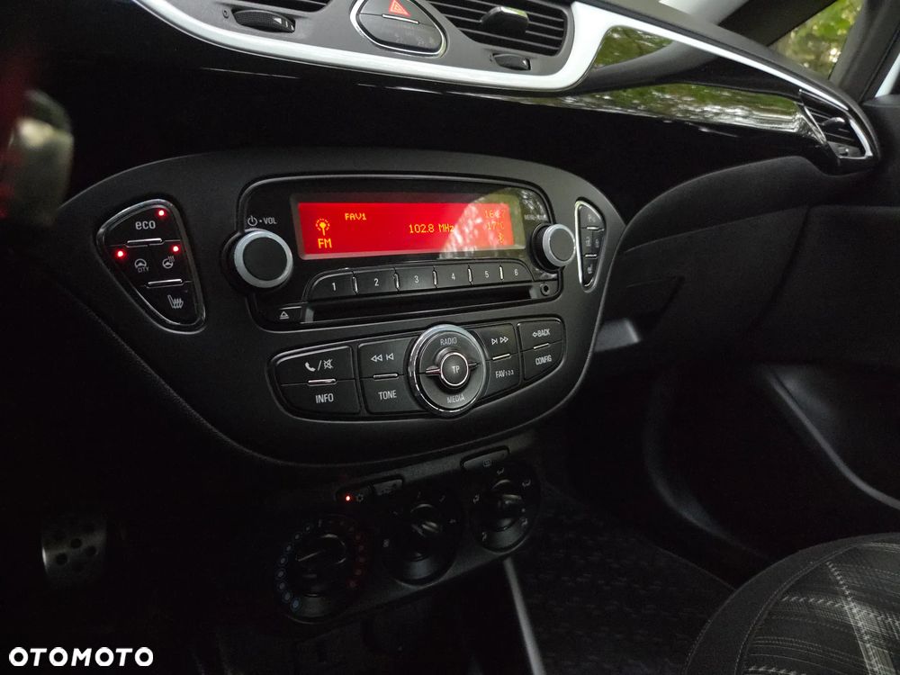 Opel Corsa 1.4 16V Color Edition - 28