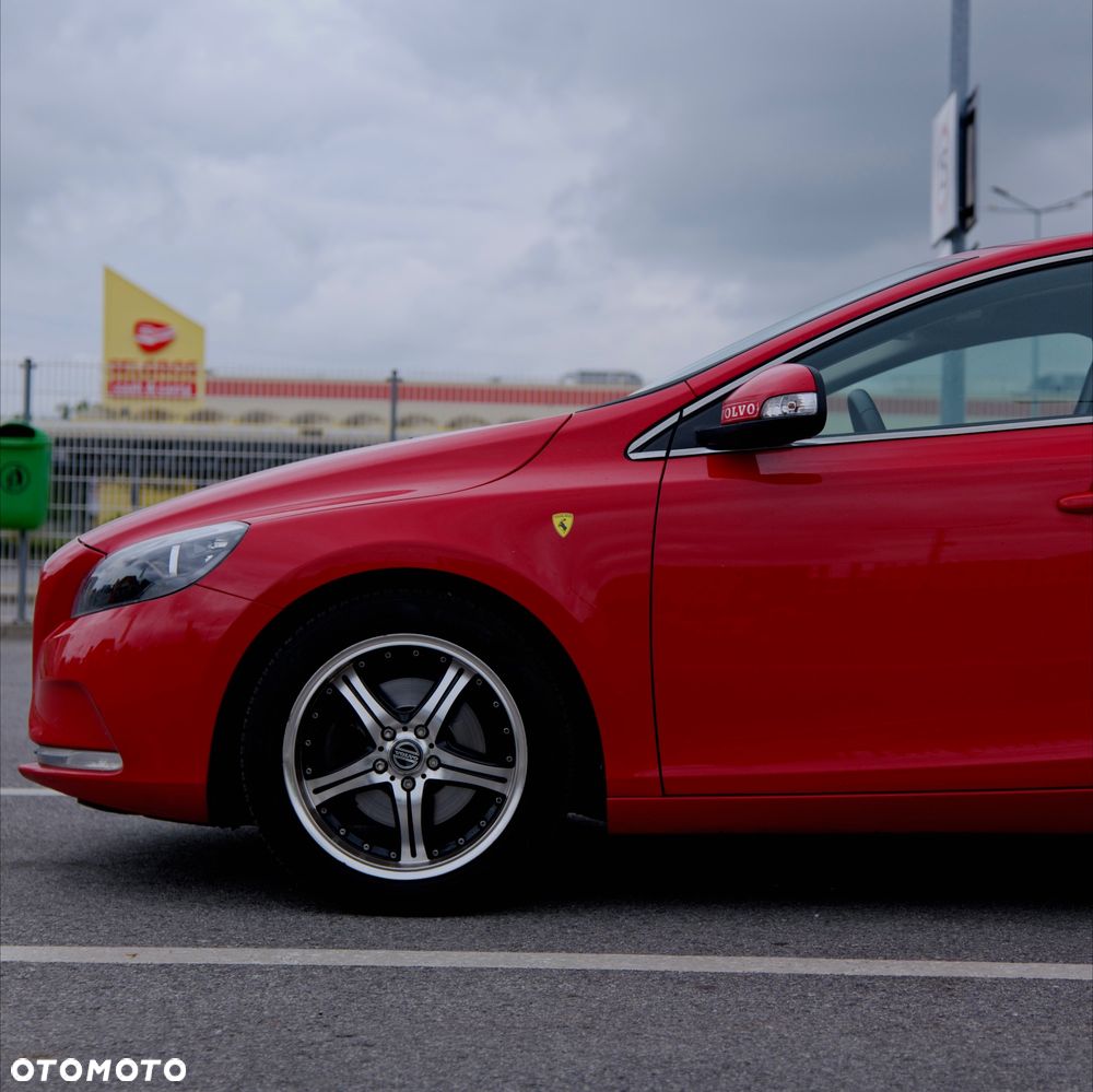 Volvo V40 T4 Kinetic - 14