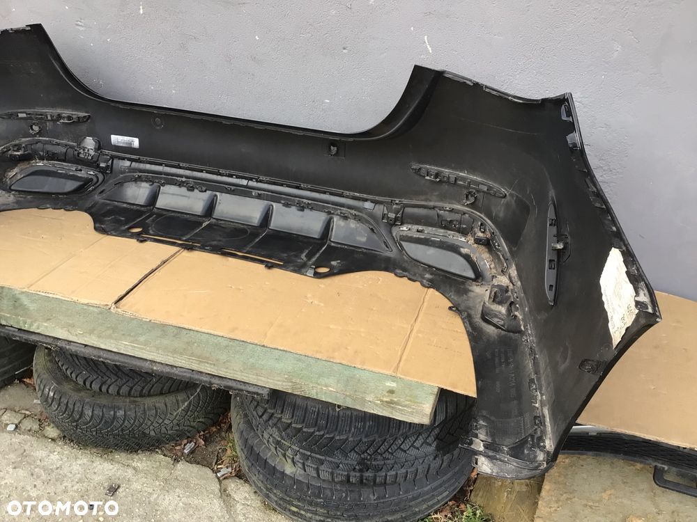 Zderzak tylny Mercedes E- klasa 214 AMG Sedan - 7