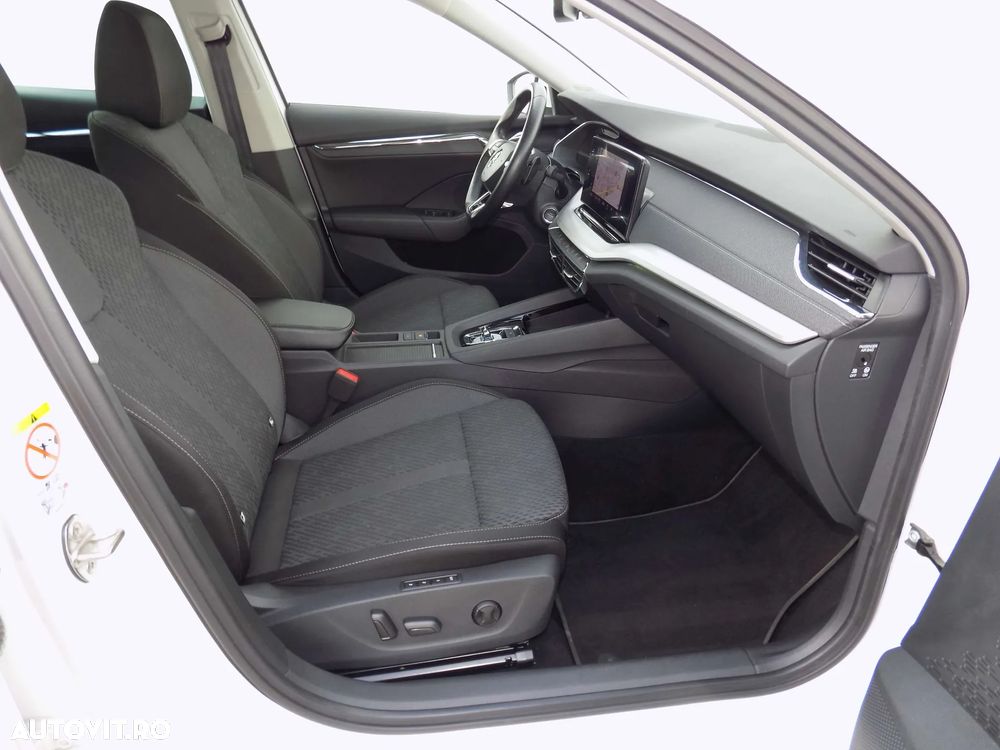 Skoda Octavia Combi 2.0 TDI (Green tec) DSG Style - 29