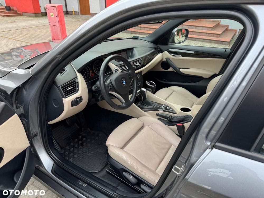 BMW X1 xDrive20d - 8