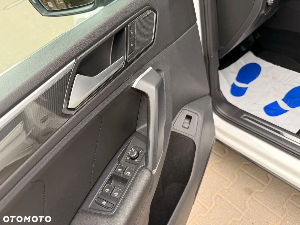 Volkswagen Tiguan - 25