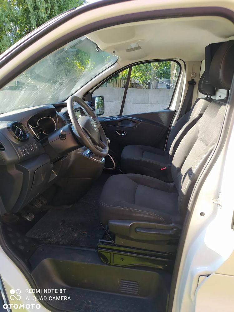 Opel Vivaro - 20