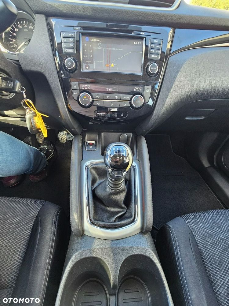 Nissan Qashqai 1.2 DIG-T N-Connecta - 26