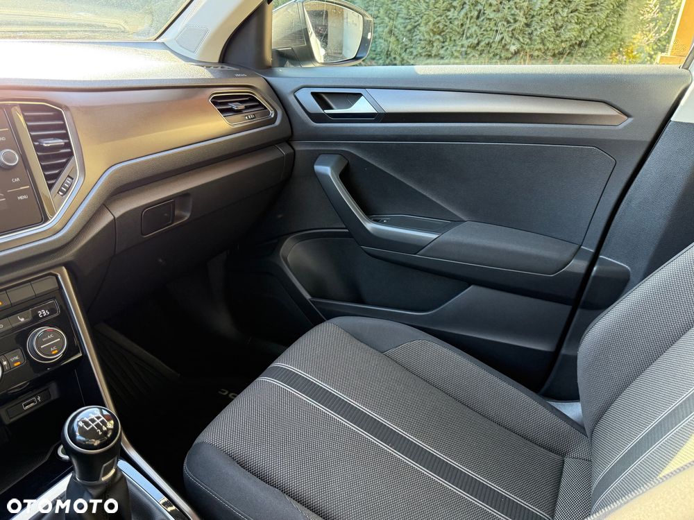 Volkswagen T-Roc 1.0 TSI Premium - 35