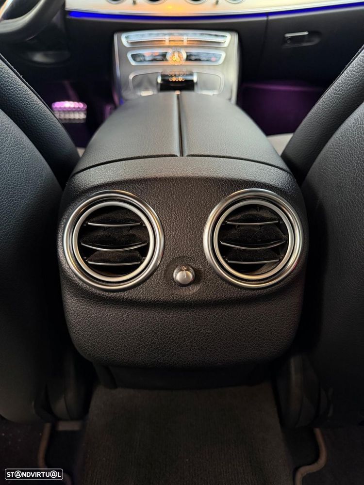 Mercedes-Benz E 300 de AMG Line - 24