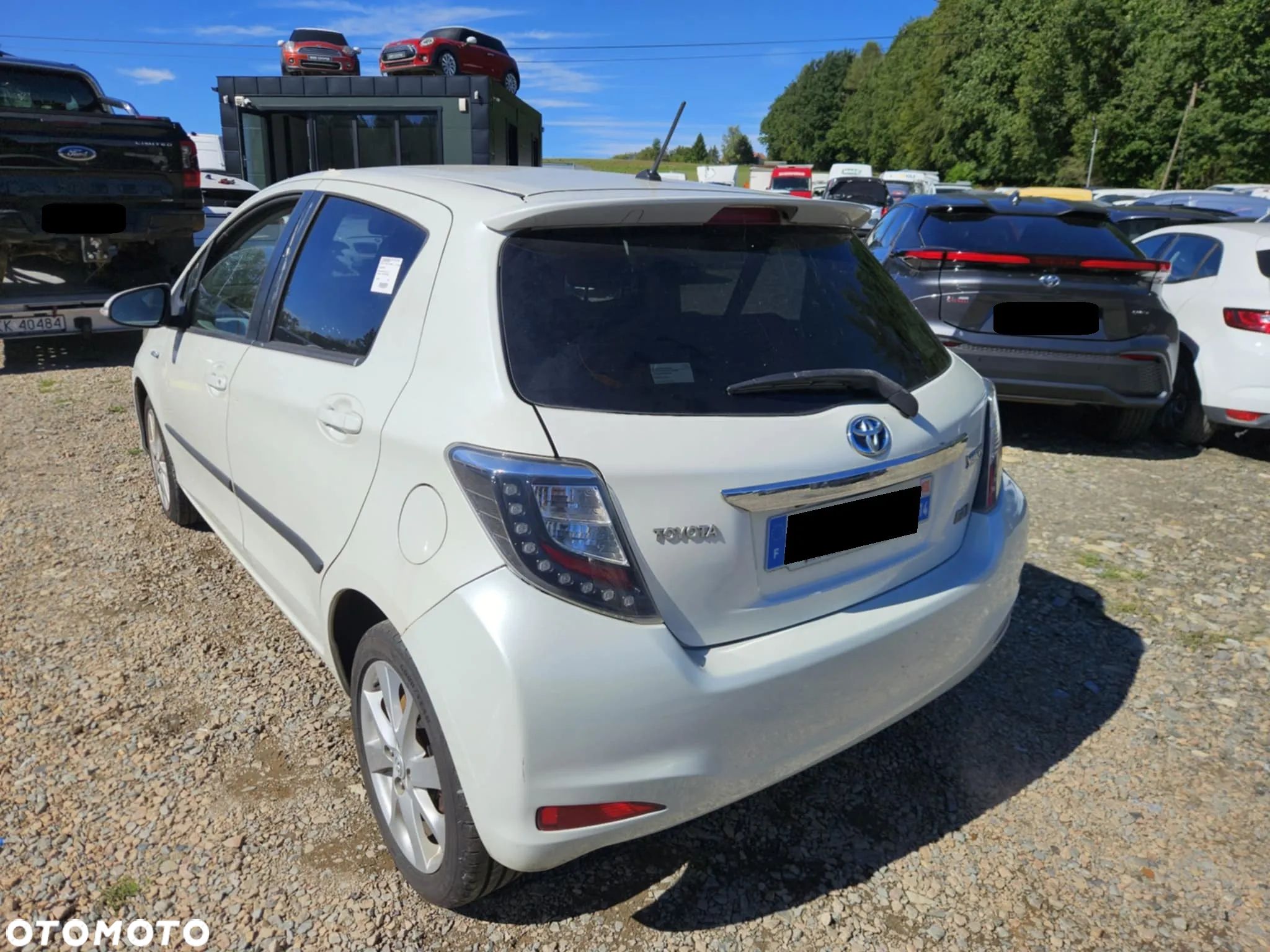 Toyota Yaris Hybrid 1.5 VVT-i Edition-S - 1
