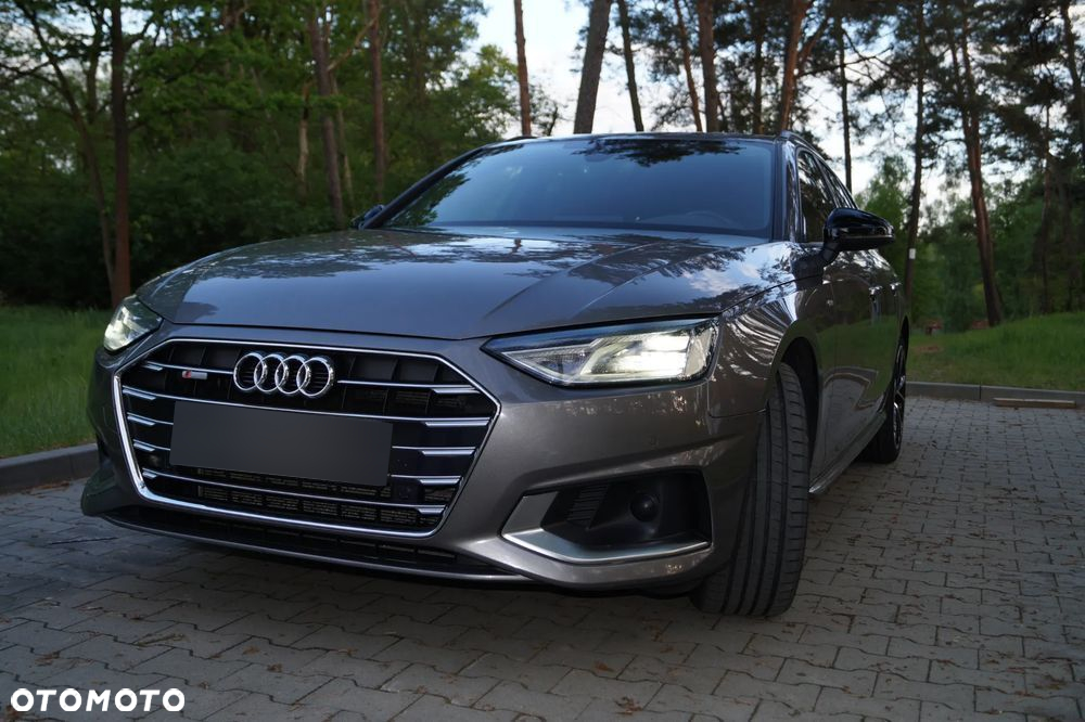 Audi A4 Avant 35 TDI S tronic S line - 4