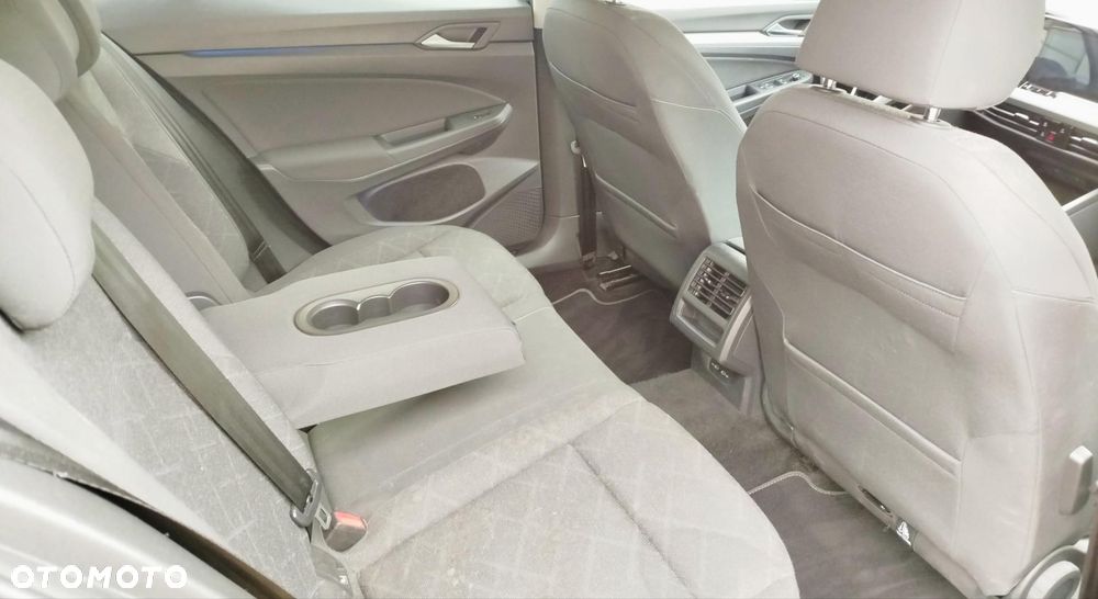 Volkswagen Golf VIII 2.0 TDI Life Plus DSG - 9