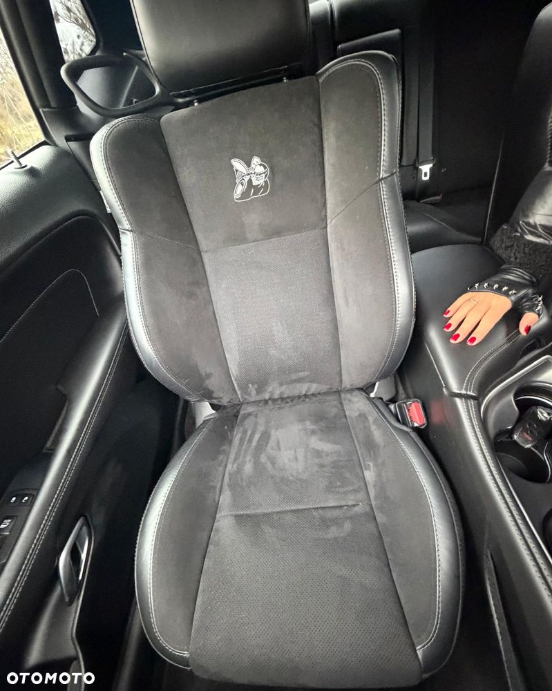 Dodge Challenger 6.4 Scat Pack - 19