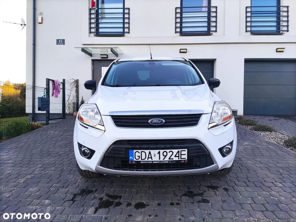 Ford Kuga 2.0 TDCi 2x4 Titanium - 12