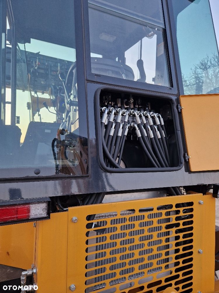 JCB 1CX - 5