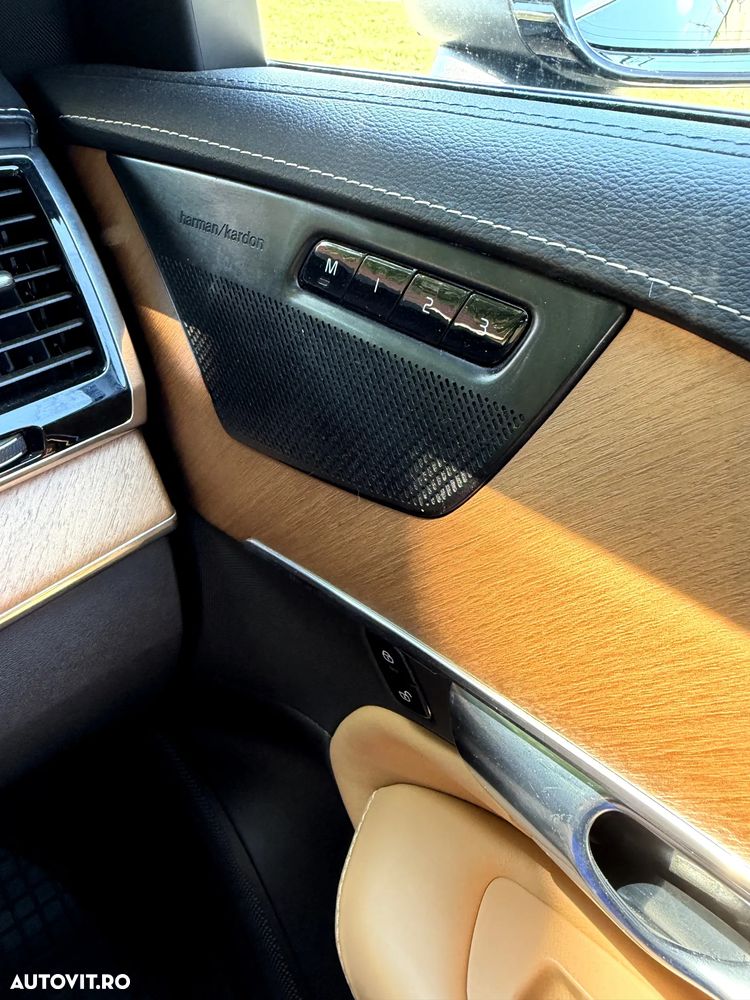 Volvo XC 90 T8 AWD Twin Engine Geartronic Inscription - 21