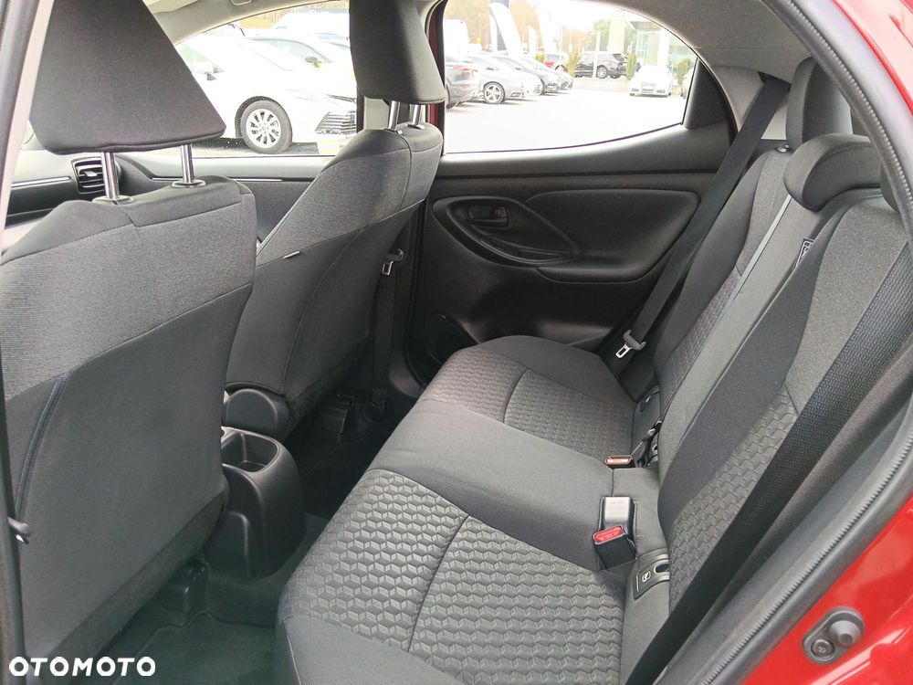 Toyota Yaris - 15