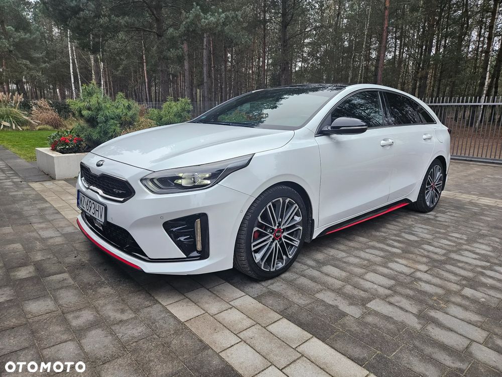 Kia ProCeed 1.6 T-GDI GT DCT - 3