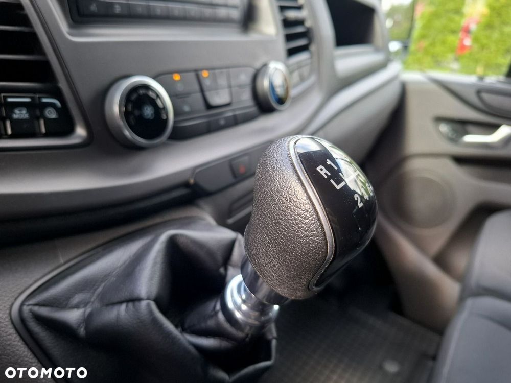Ford Transit Custom - 18