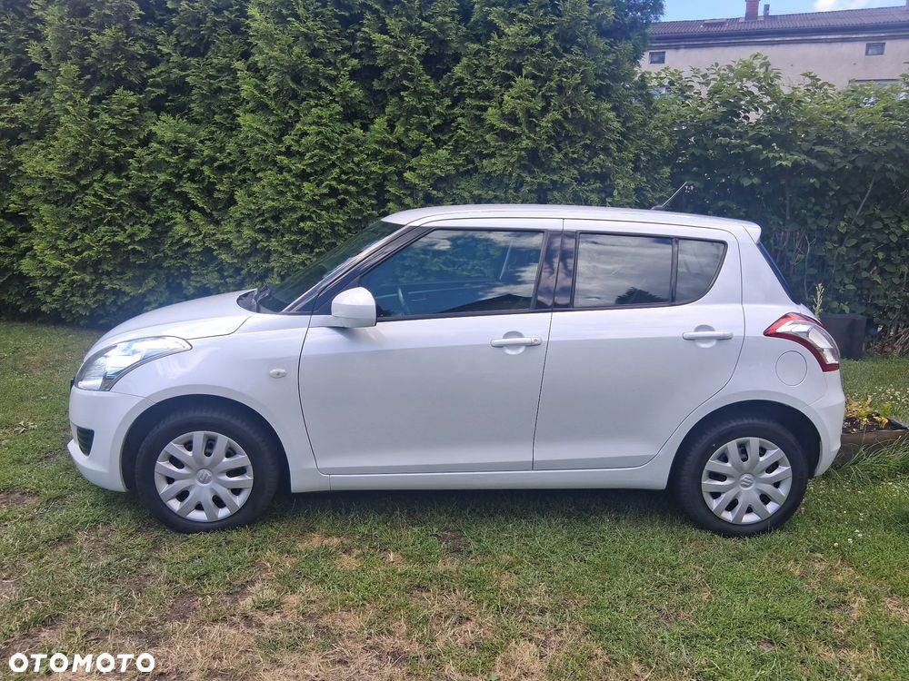 Suzuki Swift - 10
