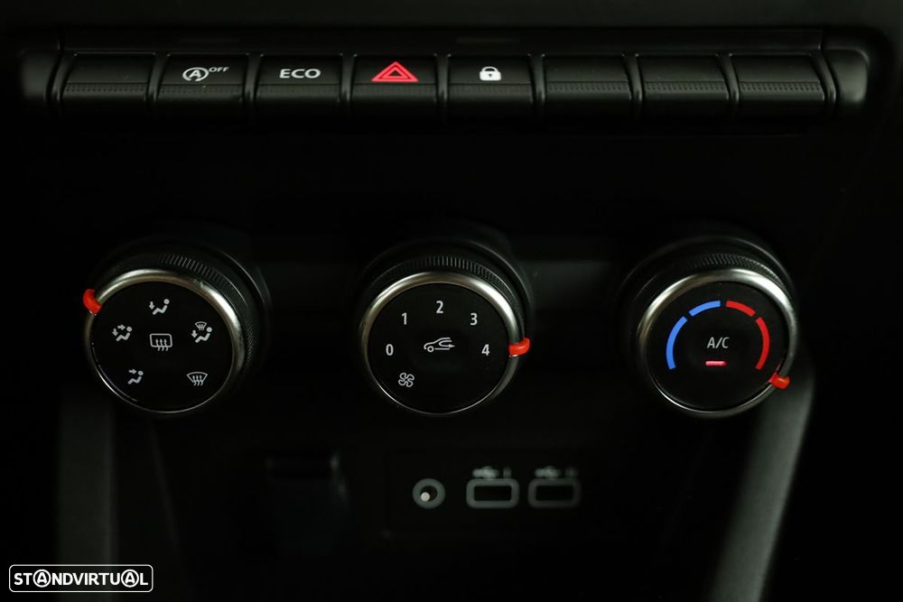 Renault Clio 1.0 TCe Evolution - 12