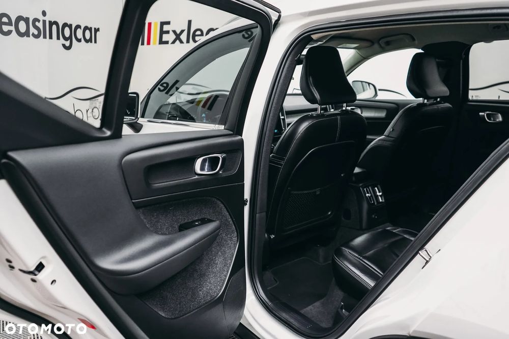 Volvo XC 40 T4 Plug-In Hybrid Inscription - 16