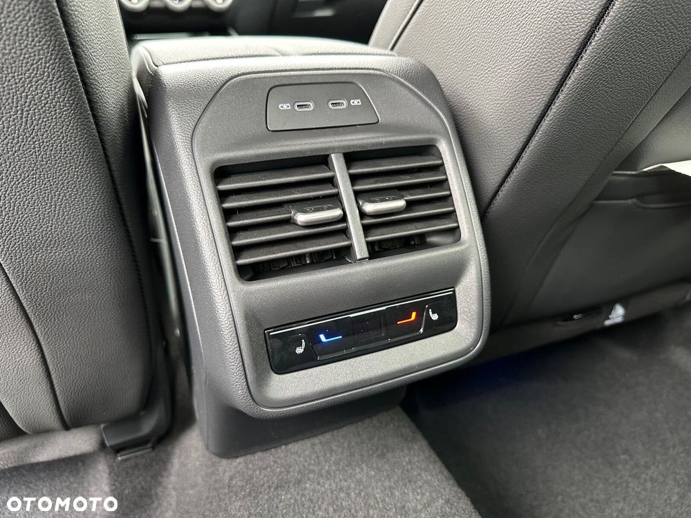 Skoda Superb 2.0 TSI 4x4 L&K DSG - 17