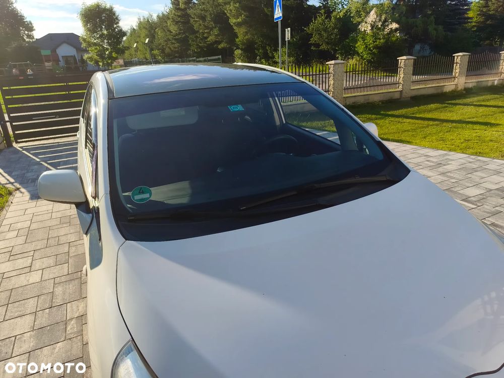 Toyota Verso 1.8 Sol - 4