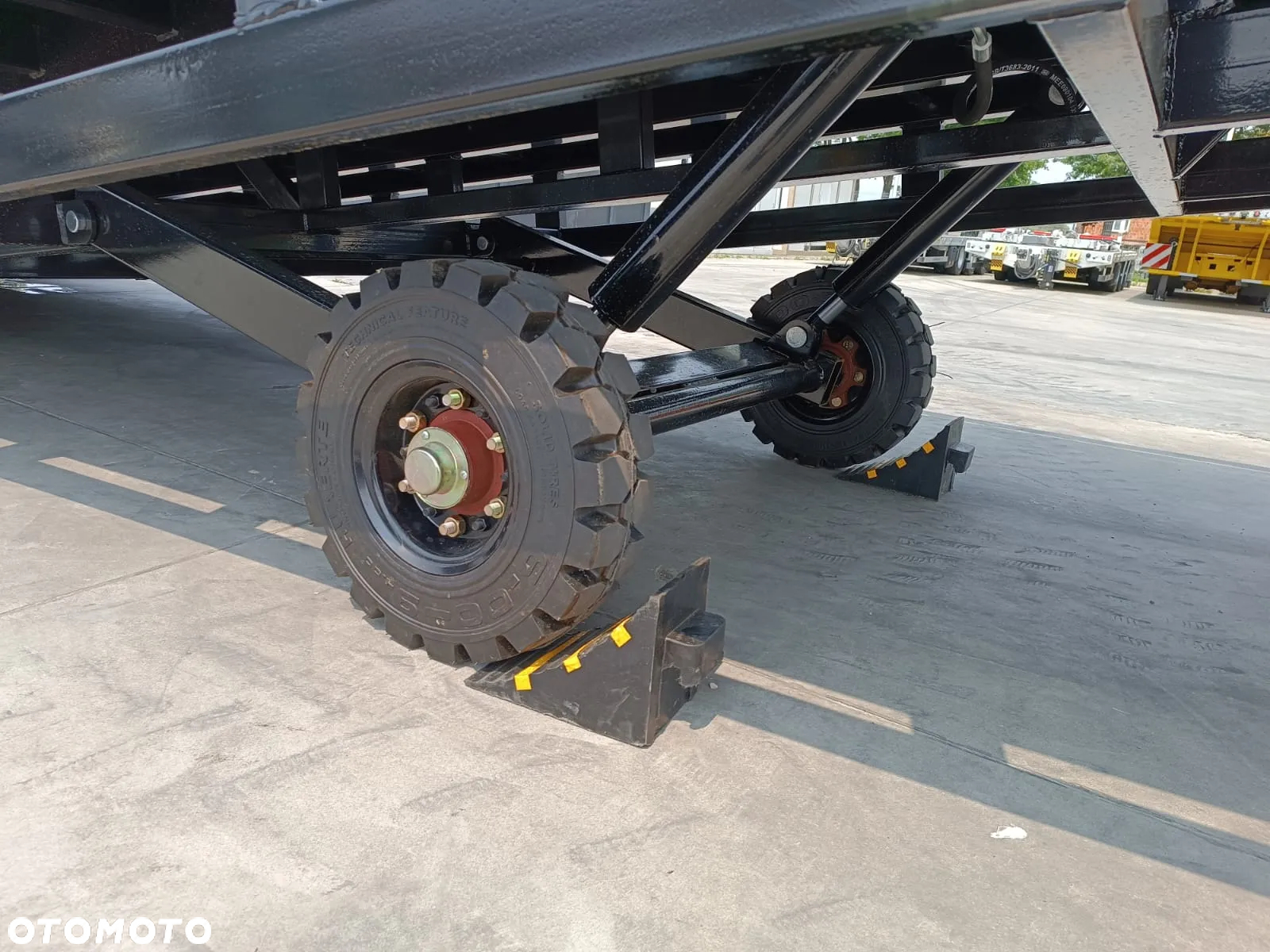 Inny Rampa mobilna 10 T - 12