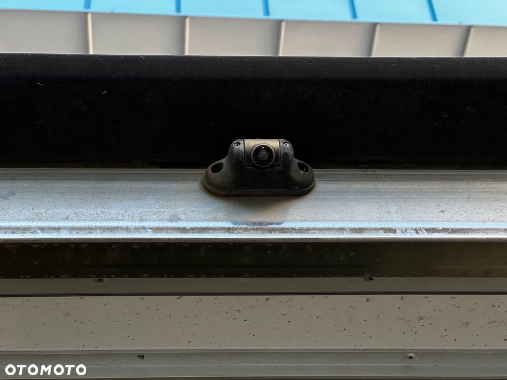 Mercedes-Benz Sprinter - 4