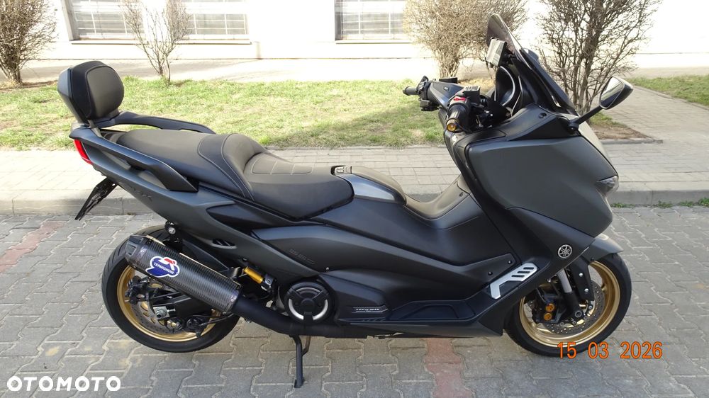 Yamaha Tmax - 10
