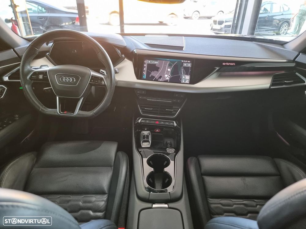 Audi RS e-tron GT quattro - 51