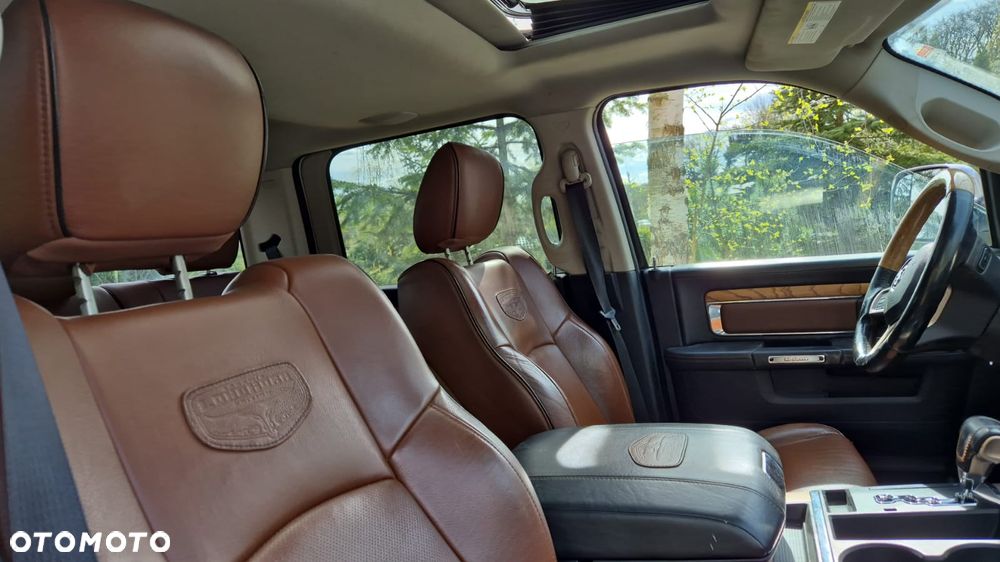 Dodge RAM 5.7 4x4 - 8