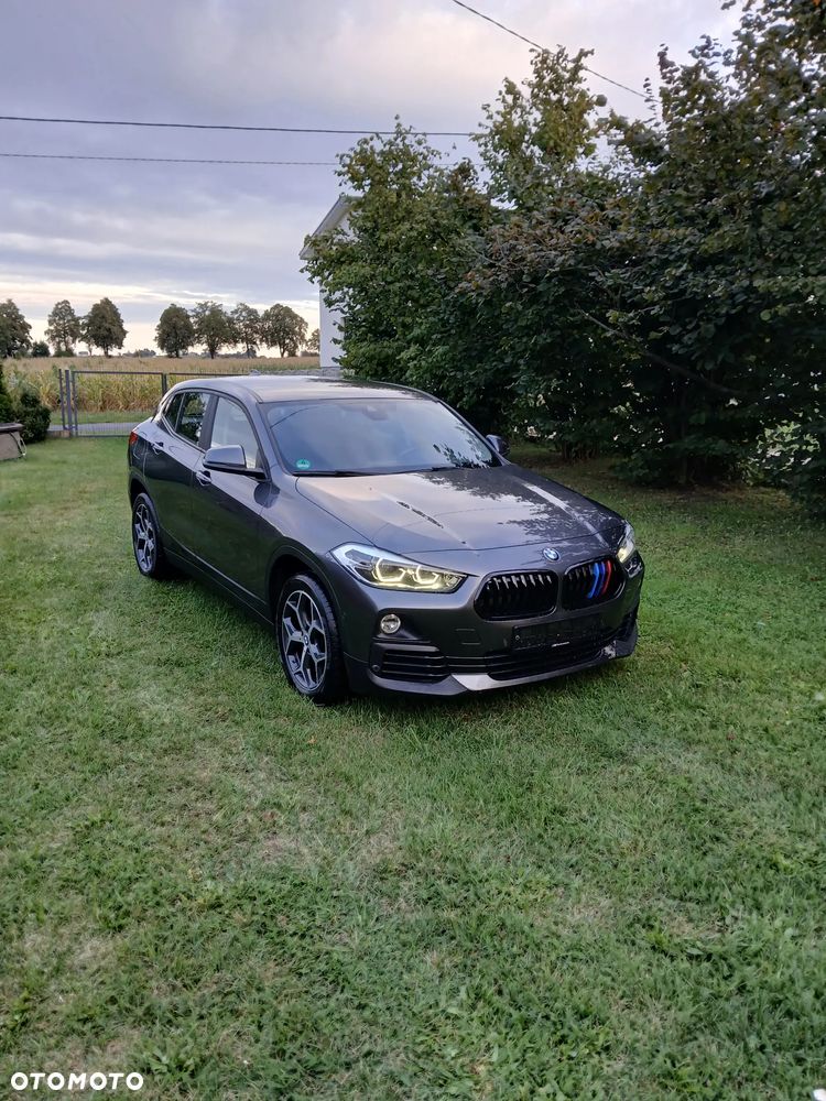 BMW X2 sDrive18i Advantage Plus - 1