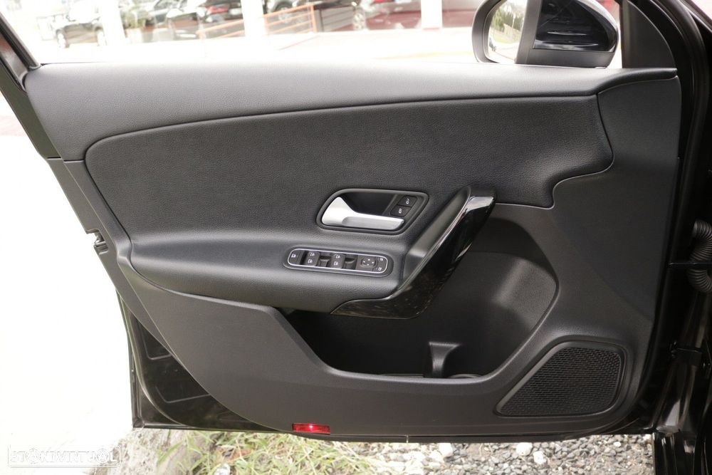 Mercedes-Benz A 160 d Style - 29