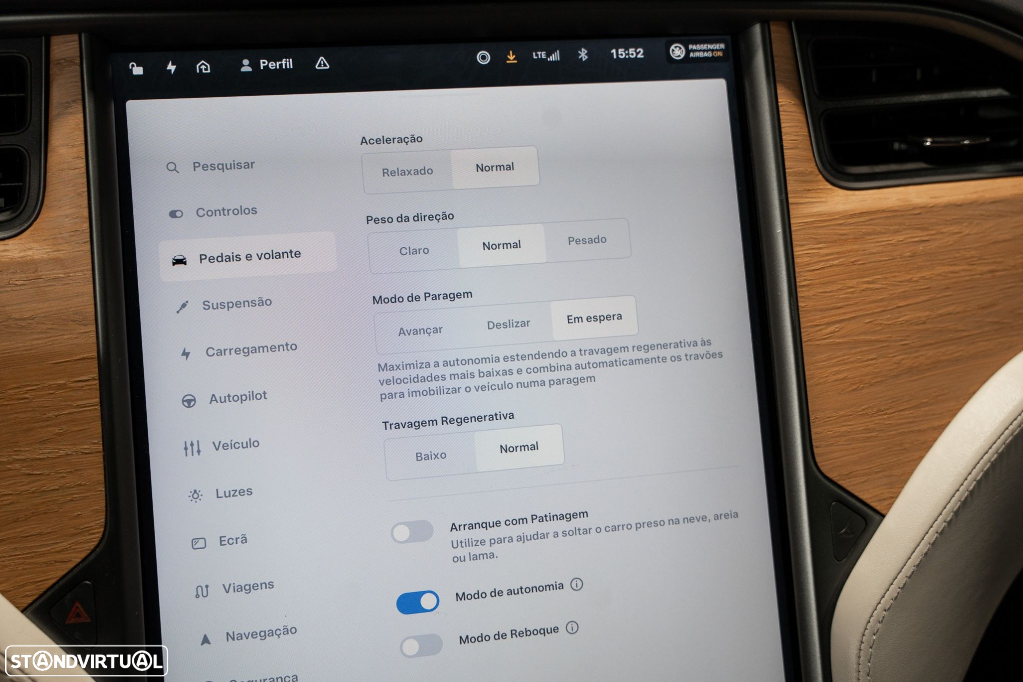 Tesla Model X - 23