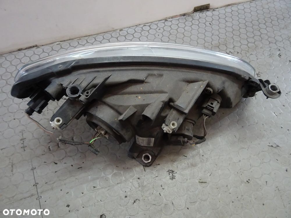 1ST941016D 1ST941015D Lampa przod H4 Skoda Cititgo czesci - 6