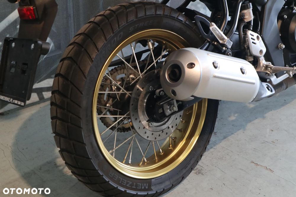 Yamaha XSR - 23