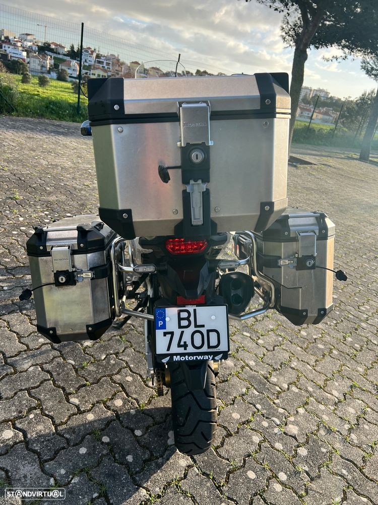 Honda Africa Twin CRF1100D ADV DCT ES SPORT - 11