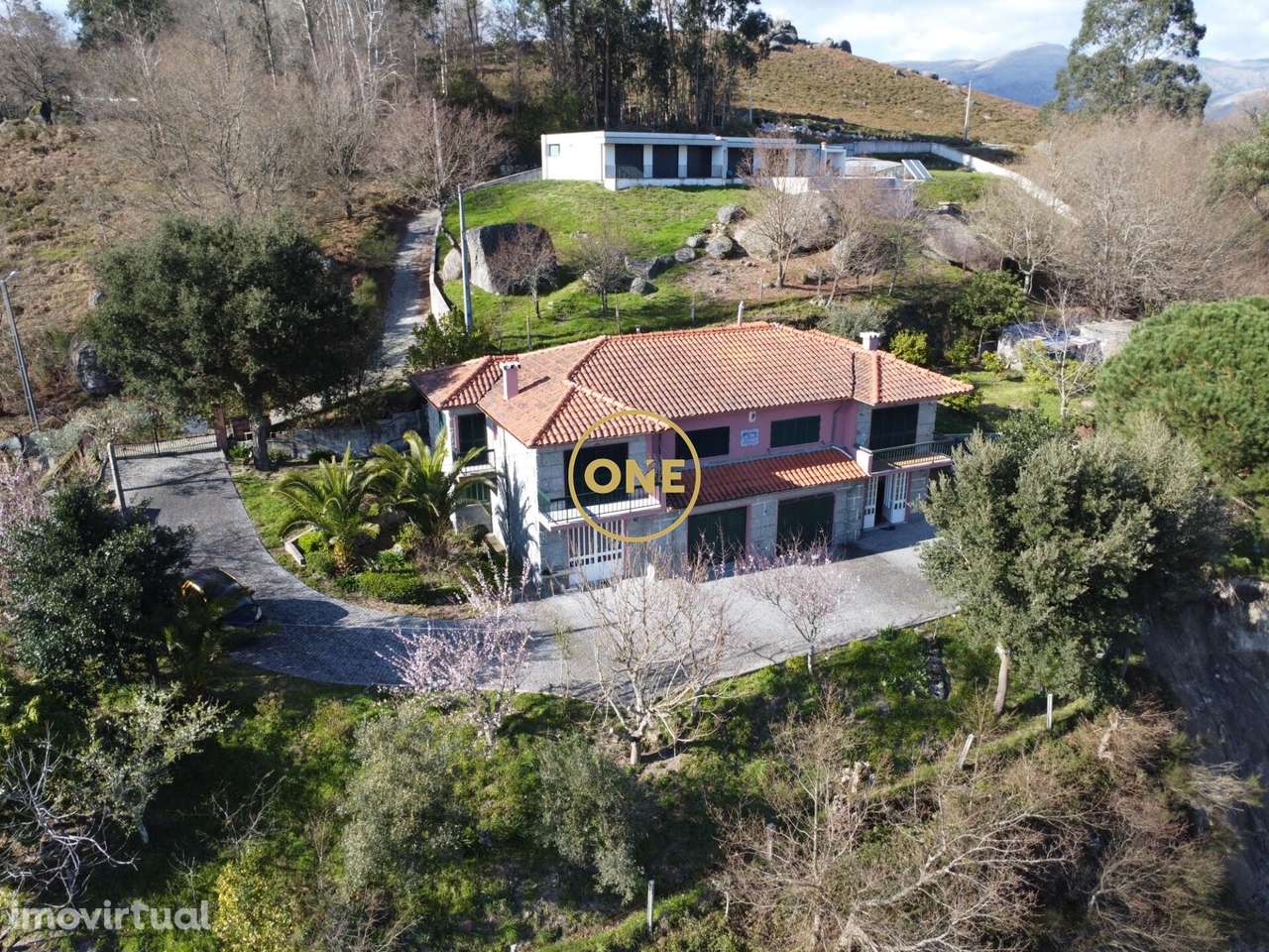 Moradia T3 em Carvalheira – Terras de Bouro - Grande imagem: 4/41