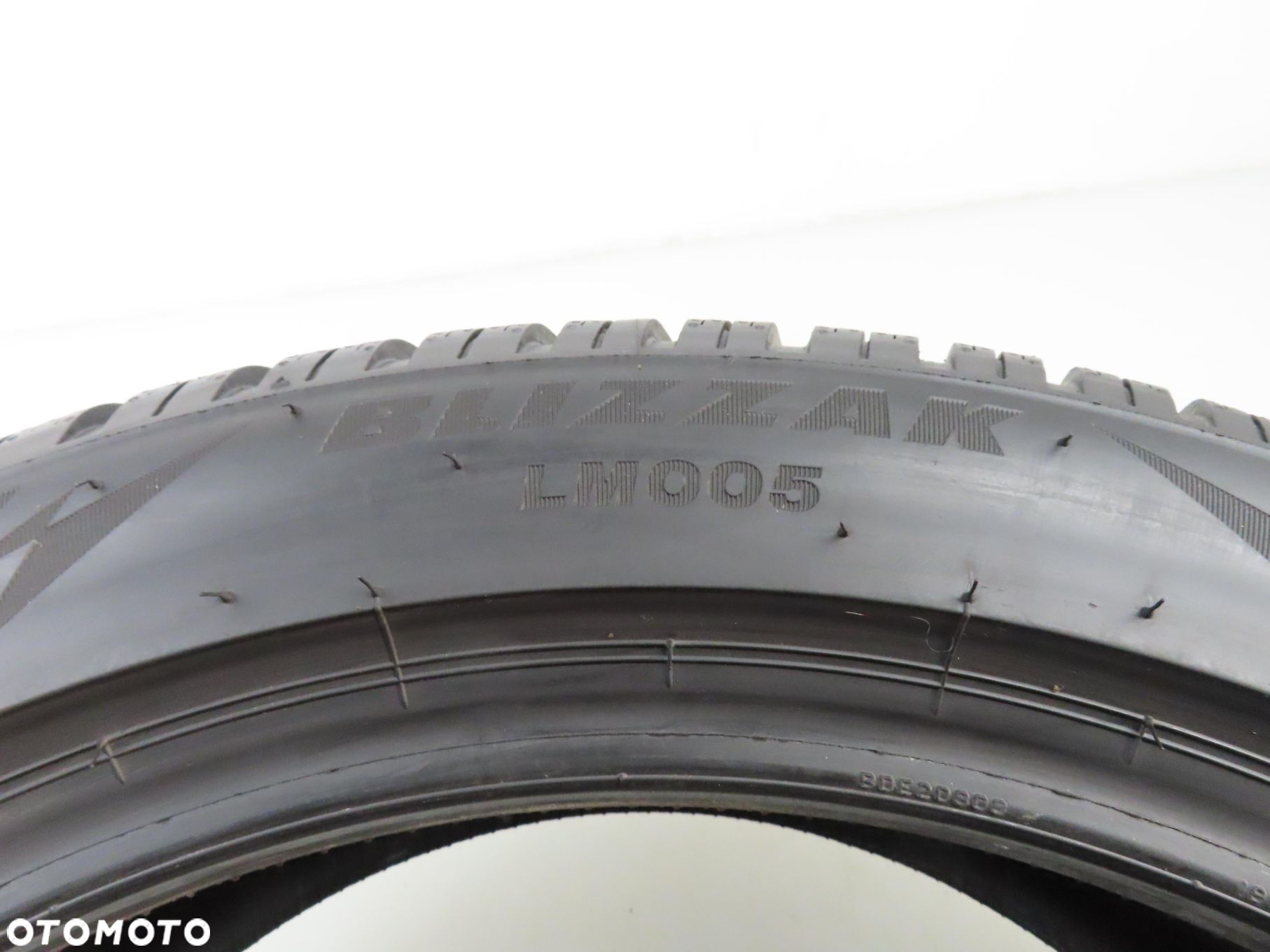 235/45R19 OPONA ZIMOWA Bridgestone Blizzak LM005 99V XL - 3