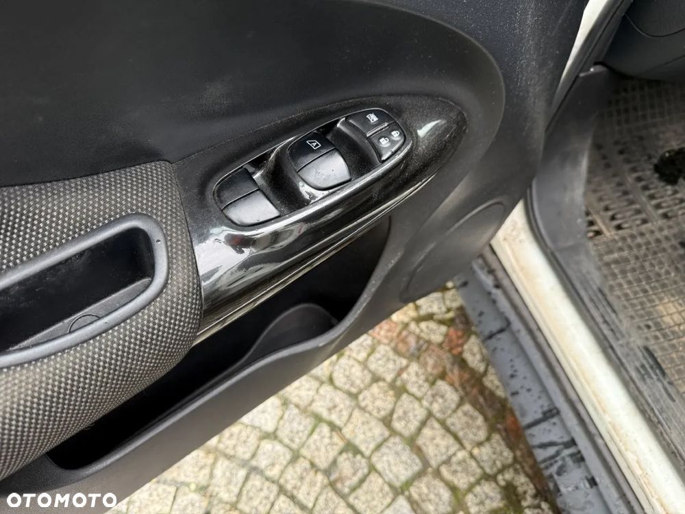 Nissan Juke 1.6 N-Connecta Xtronic EU6 - 10