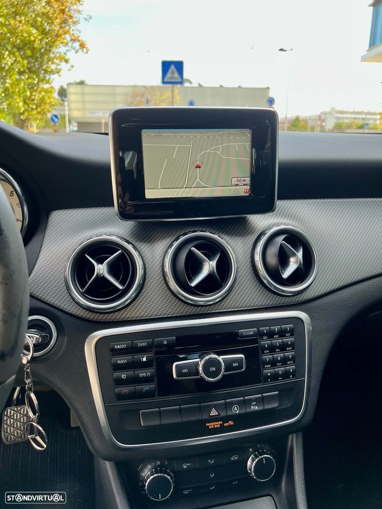 Mercedes-Benz GLA 180 CDi - 9