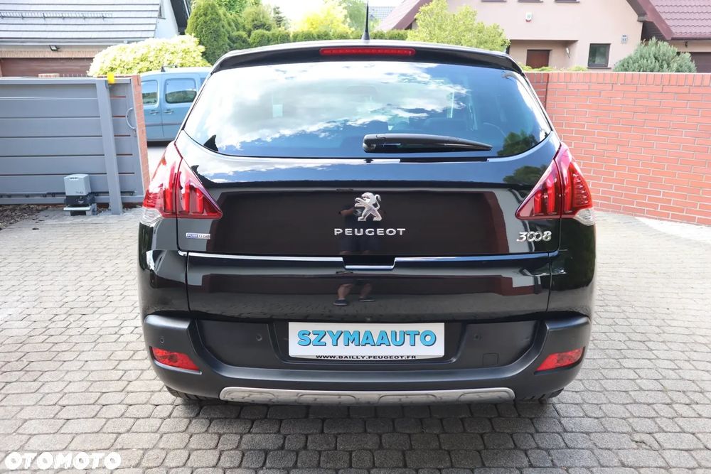 Peugeot 3008 1.2 PureTech Allure - 4